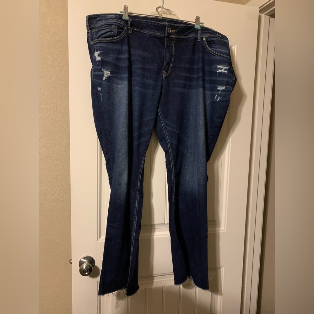 Silver Jeans - Picture 4 of 10